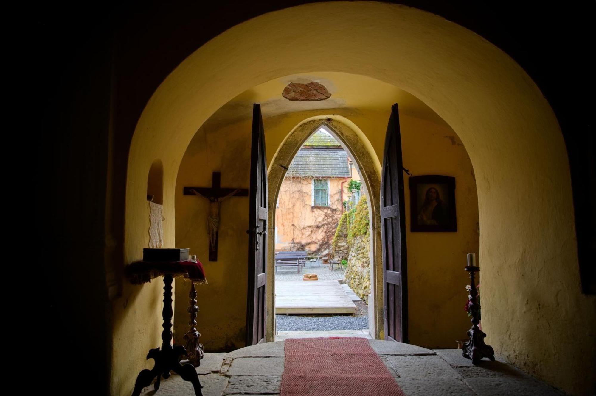Ferienwohnung Zamek Usobi Exterior foto